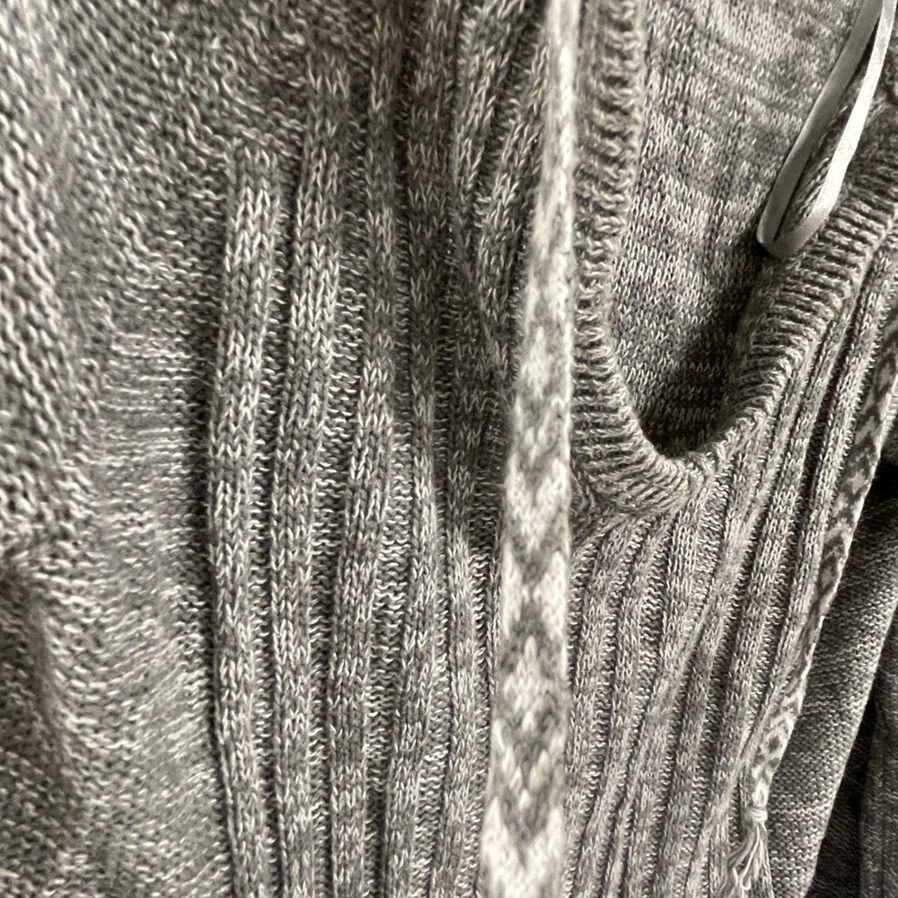 Good Used Condition Roxy Pullover Hooded Sweater - image 4